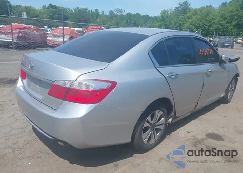2015 Honda Accord Lx z USA, uszkodzony, nr VIN 1HGCR2F32FA106261
